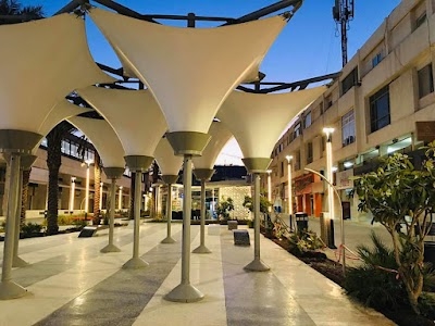 Al Muhanna Plaza Salmiya Old Souk