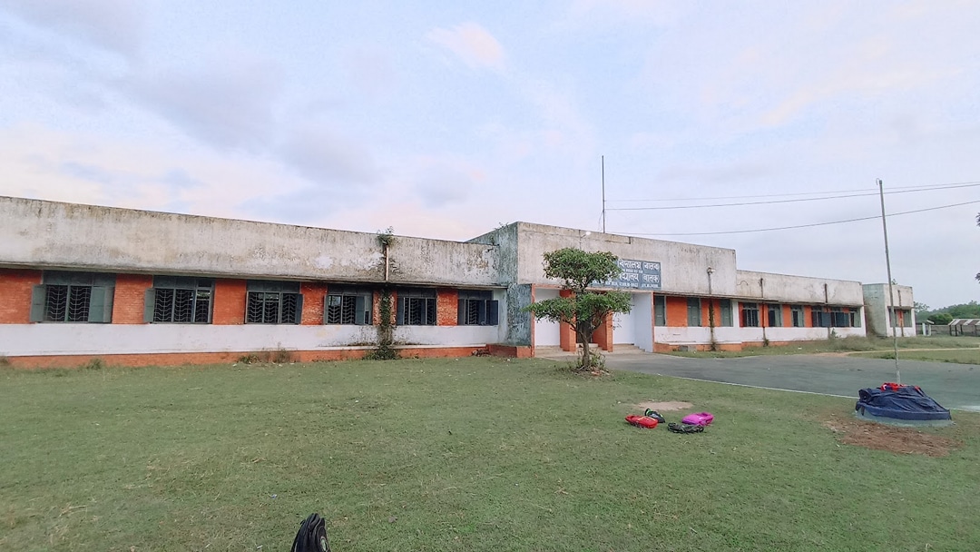 Deshbandhu Vidyalaya Boys