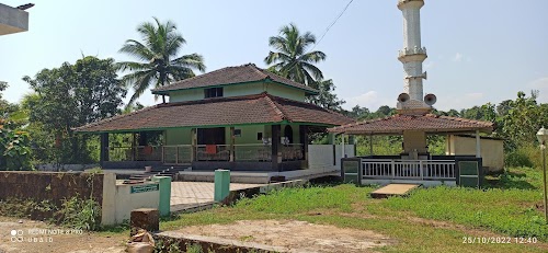 Ambrad Masjid And Dargah