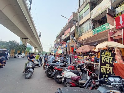 Atta Market, Sector 27