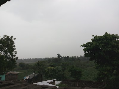Lakhminia Purav Tolla