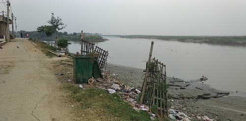 RIVER FRONT