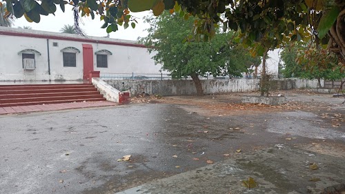 Railway station safidon