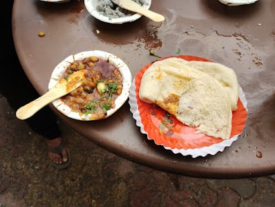 Lotan chole kulche