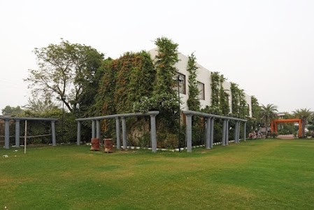 OYO 10343 Hotel Heera Foods