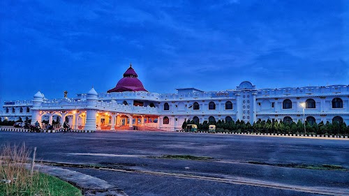 Udaipur Railway Station (উদয়পুর রেলওয়ে স্টেশন)