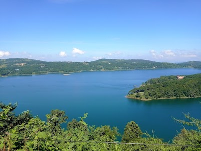 Umiam Lake Viewpoint