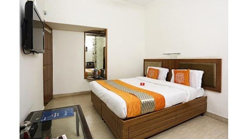 Hotel Himgiri Residency