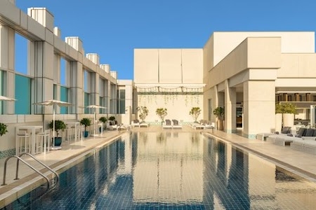 Sheraton Grand Hotel