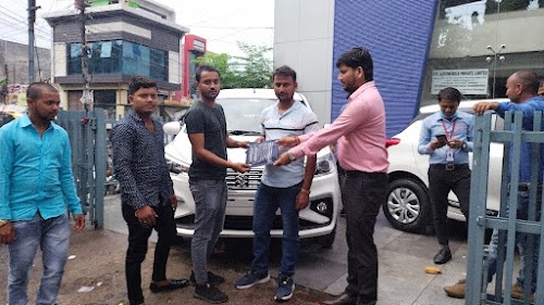 Maruti Suzuki ARENA (Bright 4 Wheel, Lucknow, Vikas Nagar)