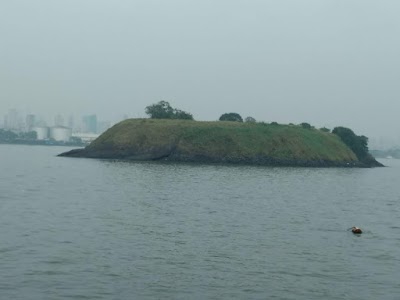 Cross Island