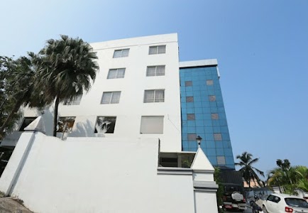 OYO 16910 Hotel Prince Palace Trivandrum