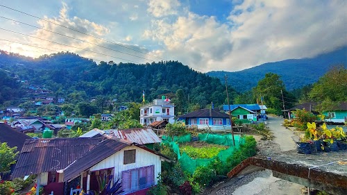 Rongo Nayanika Homestay-River side