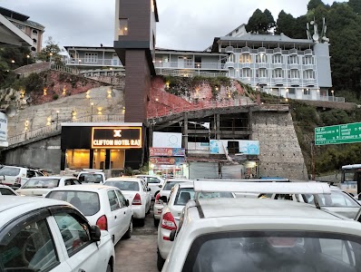 Picture palace bus station