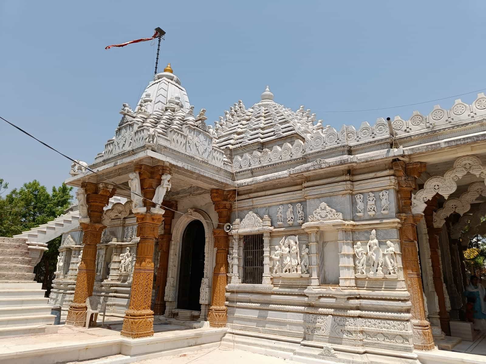 Shree Amijhara Shankheshwar Parshwabuydam Tirth -Vani