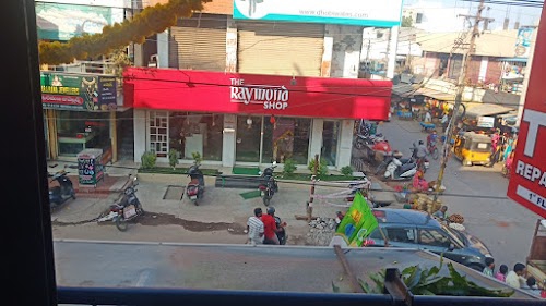 The Raymond shop