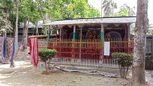 korondi thakur bari puja mondir