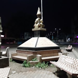College circle
