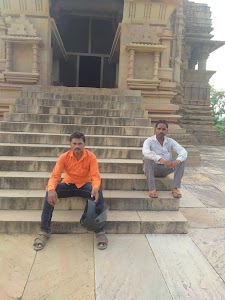 Dheeraj Misthan Bhandar(S.K) Mahobkanth