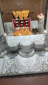 Lal Bai Phool Bai Bhai Satal Temple