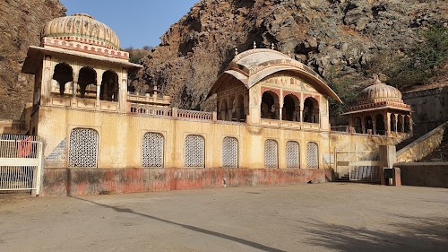 Galta ji temple parking
