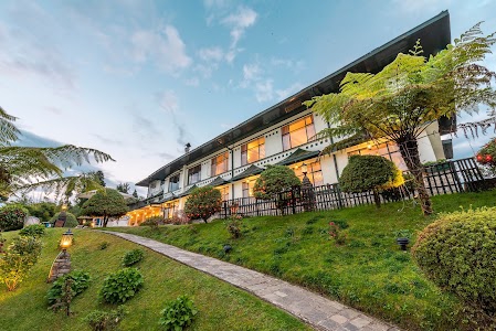 The Elgin Mount Pandim, Pelling – Since 1942