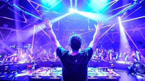 THE DUBAI DJ WALA