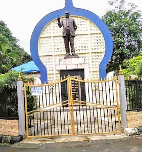 Court Naka