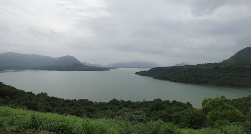 Mulshi reservoir trekking