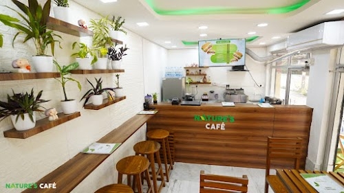 Nature's Cafe