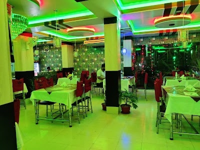 Tokyo Restaurant (টোকিও রেস্টুরেন্ট)
