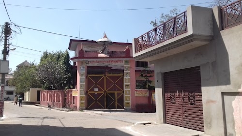 Dr. Hedagewal Sisu Mandil