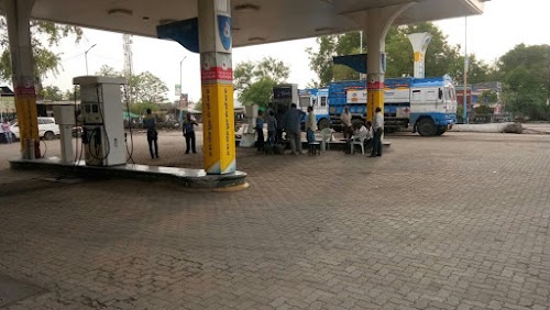 Petrol pump