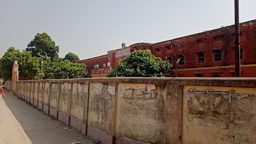 Hindu Inter college Zamania railway stn.