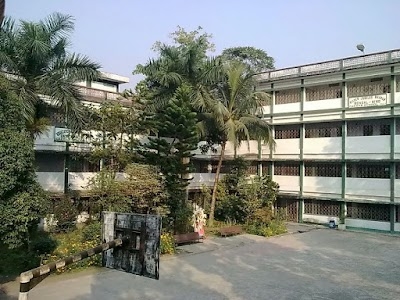 Caesar School