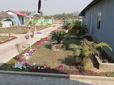 Country Oasis Trekking Agency & Village Resort