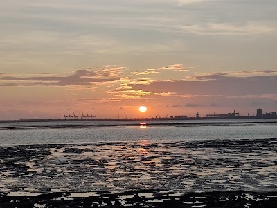Dumas Beach View Point 2