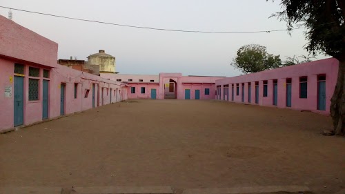 Aadarsh vidhya mandir Killa