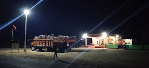 Shree Mahadev hotel / restaurant