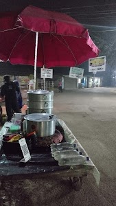 Temathani More (তেমাথানীর মোড়)