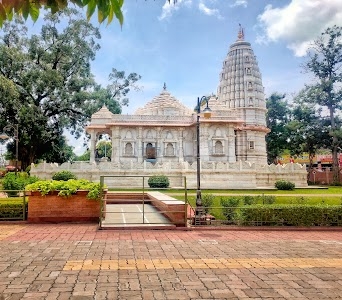 Shree Gajanan Maharaj Temple and Bhaktniwas