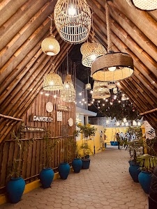 Raffle’s Cafe
