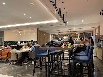 Encalm Lounge