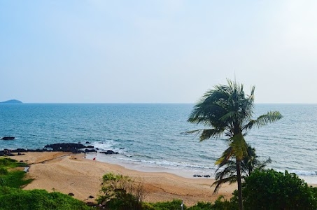 Grandmother's Hole Beach