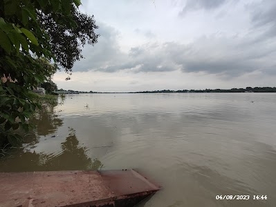 Shrirampur Roy Ghat