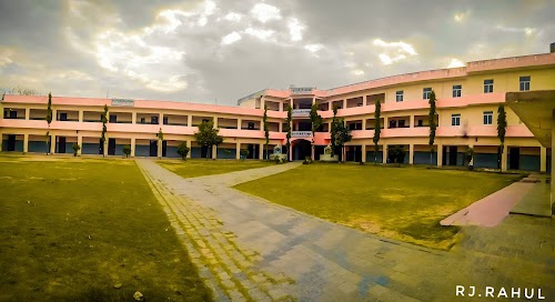Sunder T T college