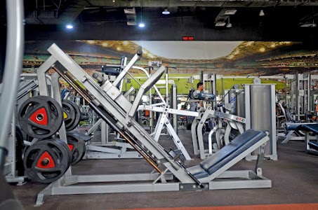 Fitness Maker men's center‏