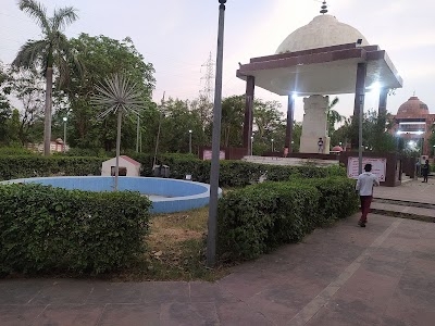 Gautam Buddha Park