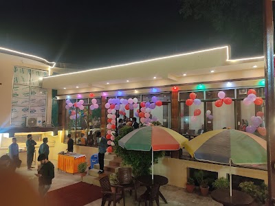 The Aroma Restaurant & Parag Milk Bar