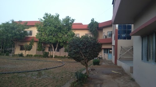 GM School